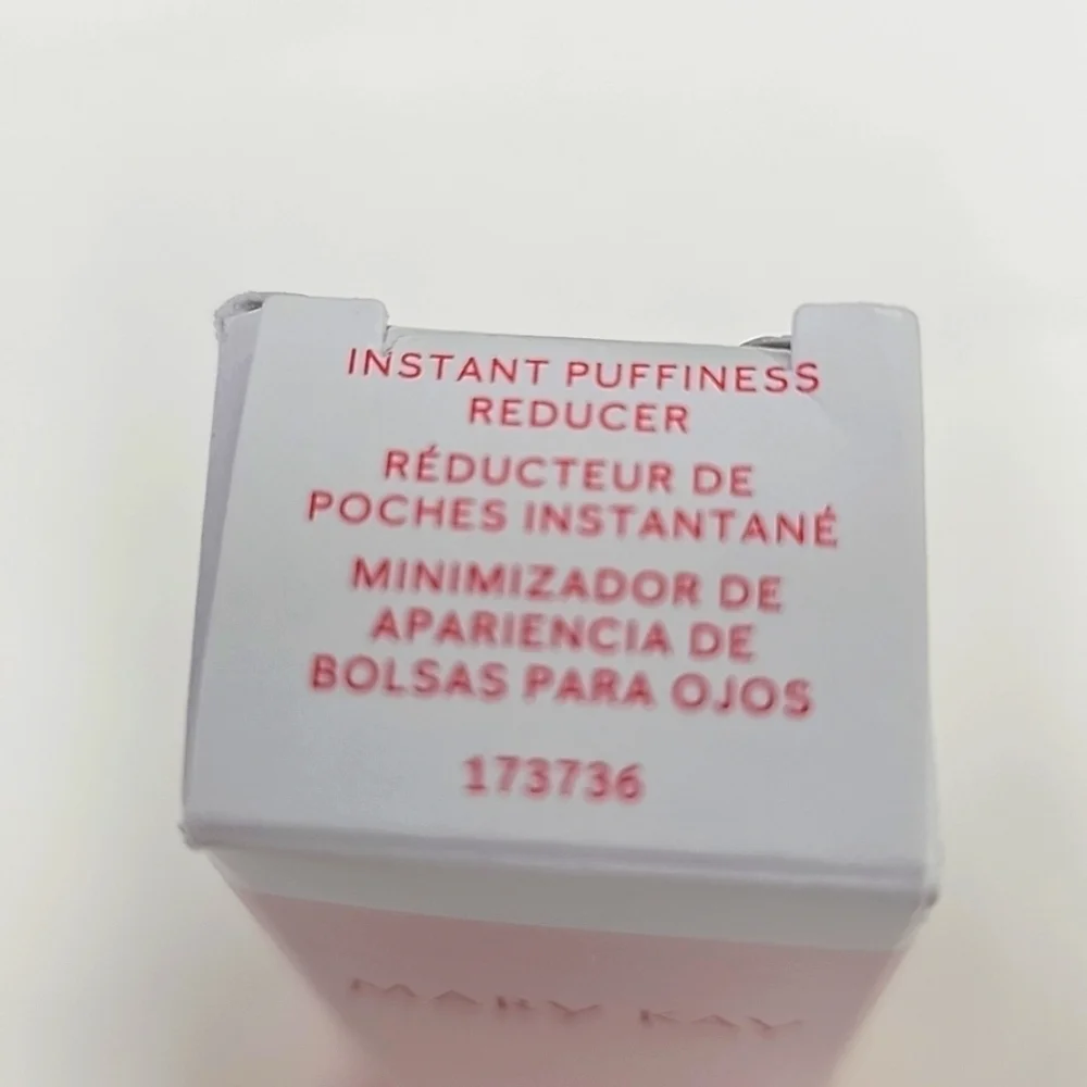 Mary Kay Instant Puffiness Reducer NEW